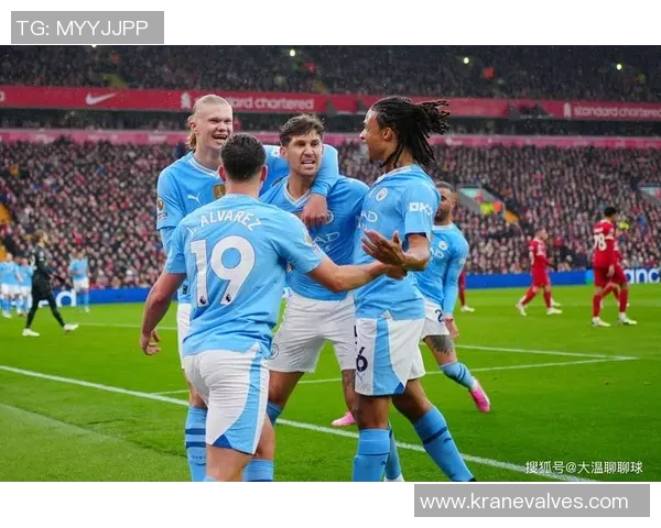 足总杯精彩对决AC米兰逆转曼联6-2全场沸腾赛后点评分析